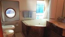 Supertoy - Master bath with Jaccuzzi